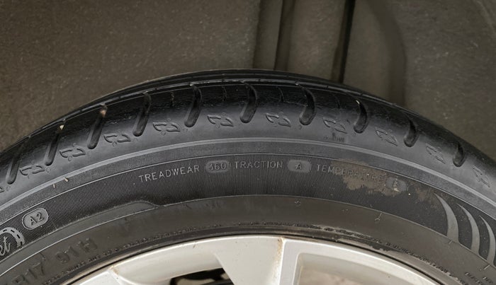 2024 Skoda KUSHAQ STYLE 1.5L TSI MT, Petrol, Manual, 17,357 km, Left Rear Tyre Tread