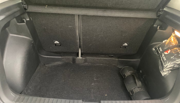 2024 Skoda KUSHAQ STYLE 1.5L TSI MT, Petrol, Manual, 17,357 km, Boot Inside