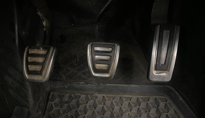 2024 Skoda KUSHAQ STYLE 1.5L TSI MT, Petrol, Manual, 17,357 km, Pedals