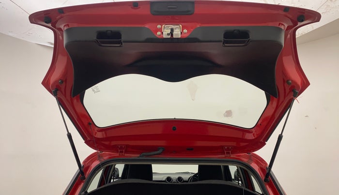 2021 Maruti Swift VXI, Petrol, Manual, 8,537 km, Boot Door Open