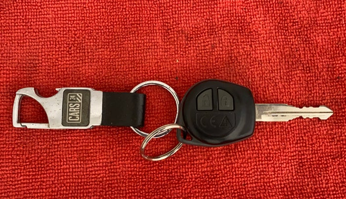 2021 Maruti Swift VXI, Petrol, Manual, 8,537 km, Key Close Up