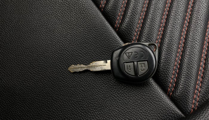 2020 Maruti Swift VXI, Petrol, Manual, 68,881 km, Key Close Up