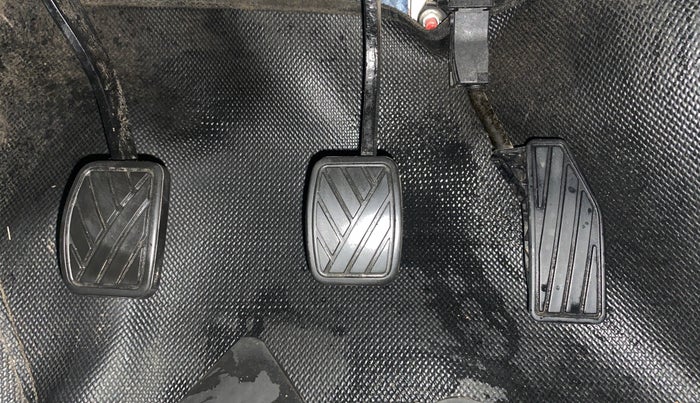 2020 Maruti Swift VXI, Petrol, Manual, 68,881 km, Pedals