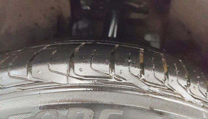 2022 Tata NEXON XZA PLUS SUNROOF DUAL TONE PETROL, Petrol, Automatic, 43,080 km, Left Front Tyre Tread