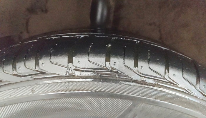 2022 Tata NEXON XZA PLUS SUNROOF DUAL TONE PETROL, Petrol, Automatic, 43,080 km, Right Rear Tyre Tread