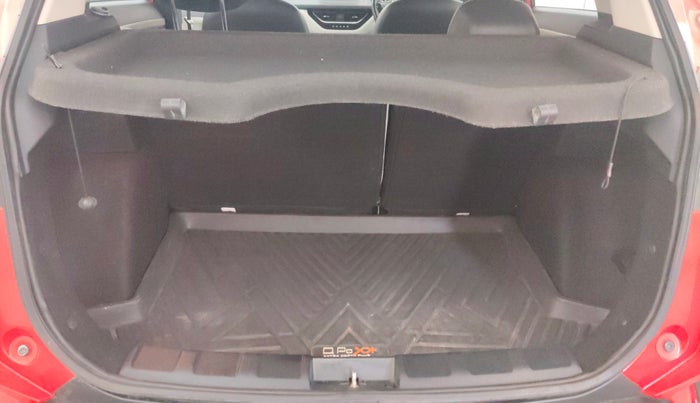 2022 Tata NEXON XZA PLUS SUNROOF DUAL TONE PETROL, Petrol, Automatic, 43,080 km, Boot Inside