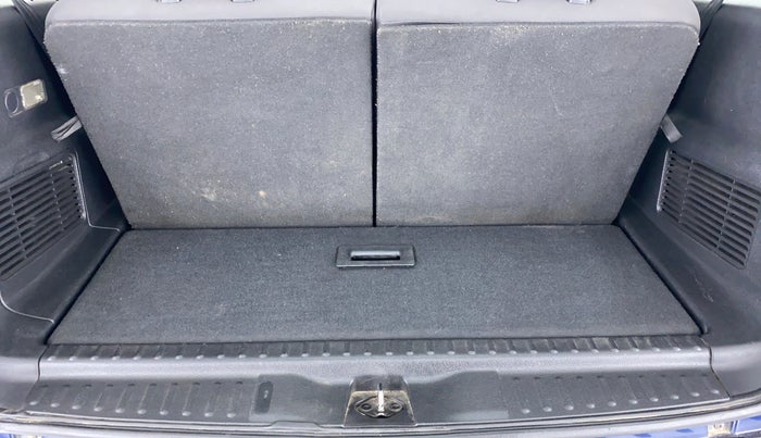2018 Tata Hexa Varicor 400 XMA, Diesel, Automatic, 77,208 km, Boot Inside