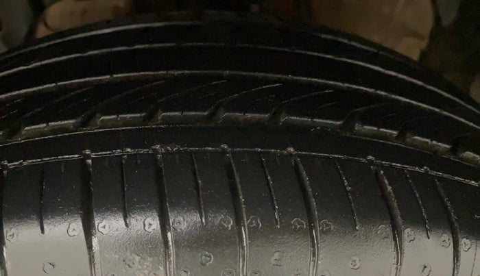 2014 Ford Ecosport TREND 1.5L PETROL, Petrol, Manual, 64,664 km, Left Front Tyre Tread