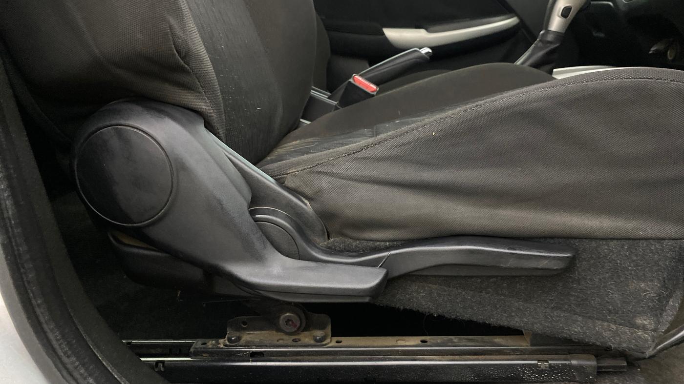 2017 Maruti Baleno ZETA CVT PETROL 1.2, Petrol, Automatic, 94,060 km, Driver Side Adjustment Panel