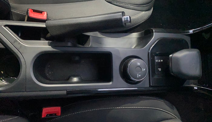 2024 Tata NEXON CREATIVE+ DCA 1.2 PETROL, Petrol, Automatic, 30,907 km, Gear Lever