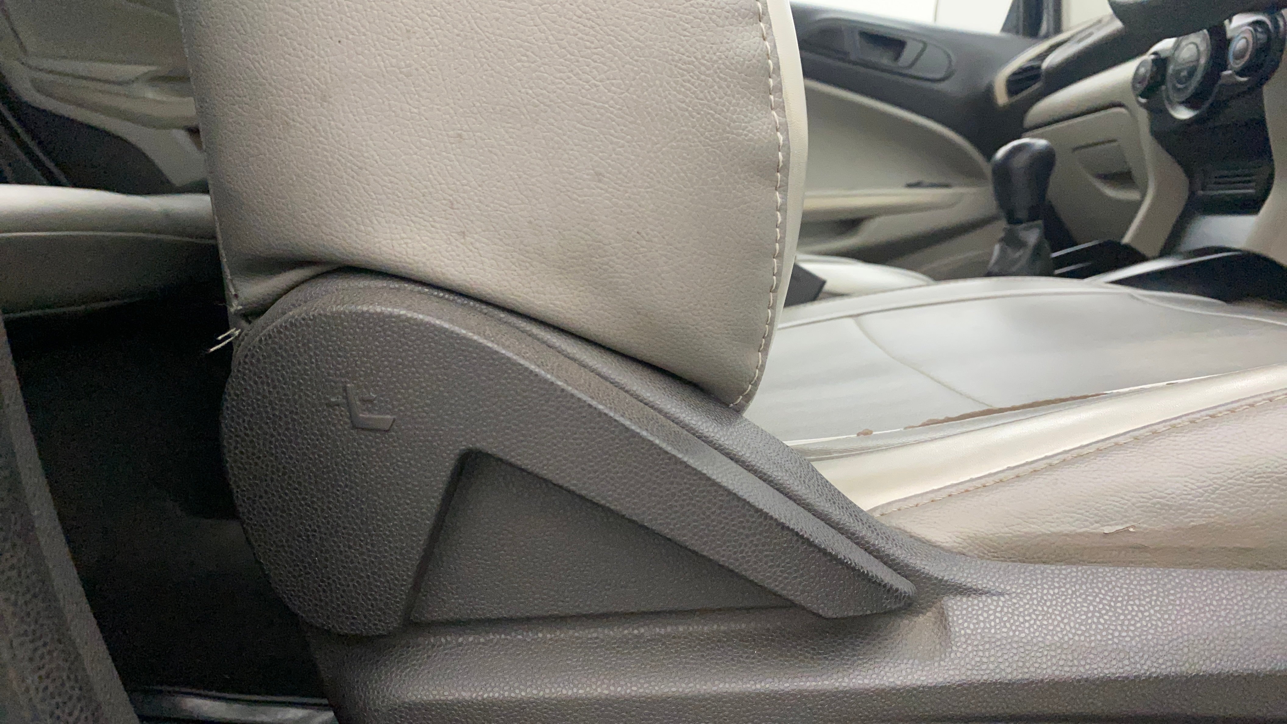 camera-Driver-Side-Adjustment-Panel