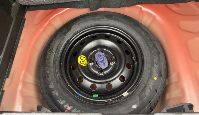 2024 Maruti Swift ZXI PLUS AMT DUAL TONE, Petrol, Automatic, 5,119 km, Spare Tyre