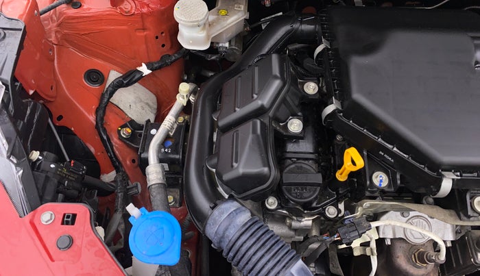 2024 Maruti Swift ZXI PLUS AMT DUAL TONE, Petrol, Automatic, 5,119 km, Engine View - Right