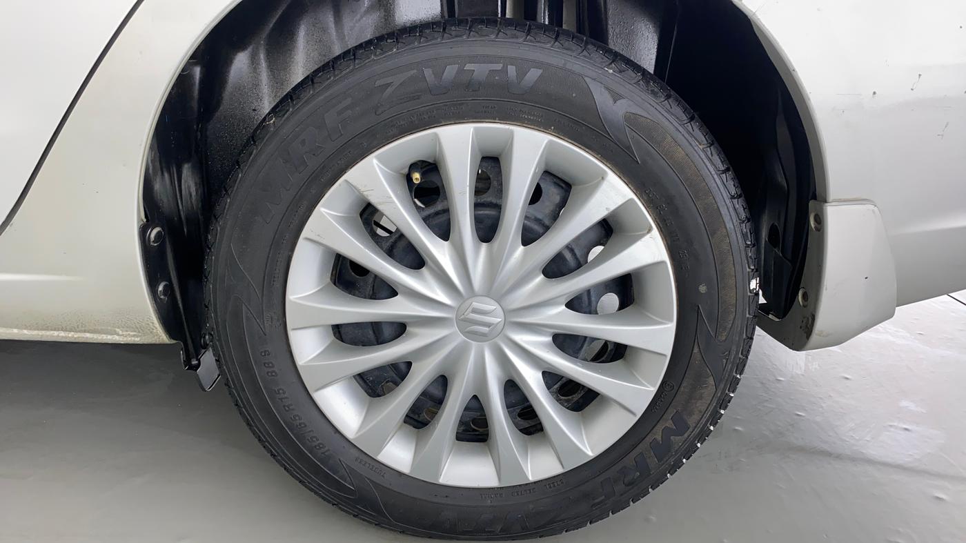 2015 Maruti Ciaz VXI PLUS, Petrol, Manual, 76,262 km, Left Rear Wheel