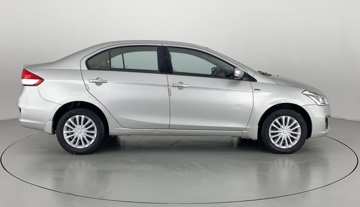 2015 Maruti Ciaz VXI PLUS, Petrol, Manual, 76,262 km, Right Side View