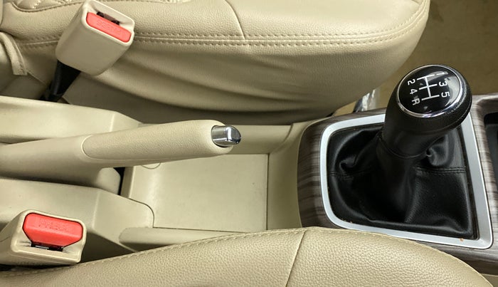 2021 Maruti Dzire VXI, Petrol, Manual, 63,690 km, Gear Lever