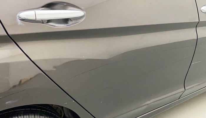 2015 Honda City 1.5L I-VTEC VX, Petrol, Manual, 56,857 km, Right rear door - Minor scratches