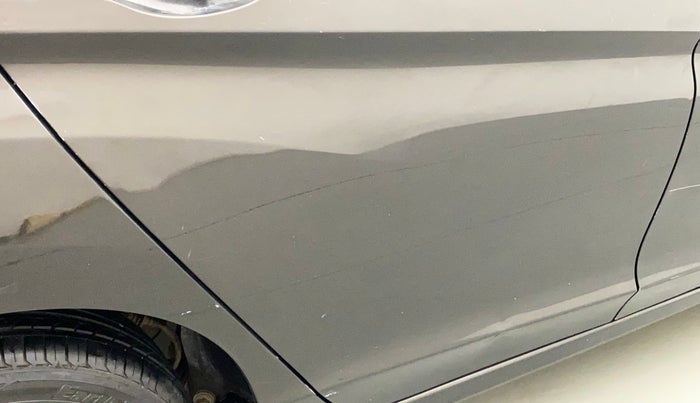 2015 Honda City 1.5L I-VTEC VX, Petrol, Manual, 56,857 km, Right rear door - Slightly dented