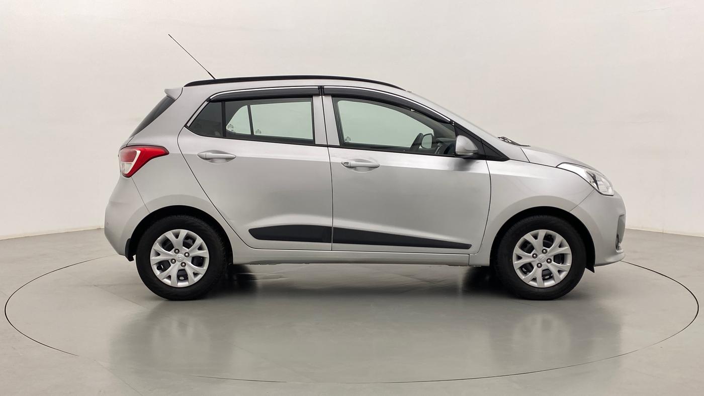 2017 Hyundai Grand i10 1.2 KAPPA SPORTZ (O), Petrol, Manual, 12,246 km, Right Side View