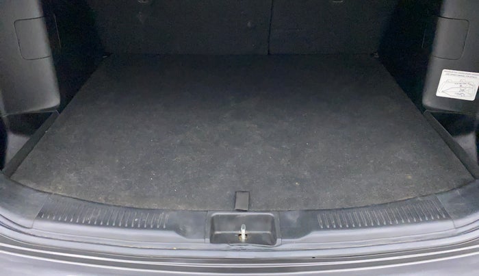 2018 Maruti S Cross ZETA 1.3 SHVS, Diesel, Manual, 20,341 km, Boot Inside