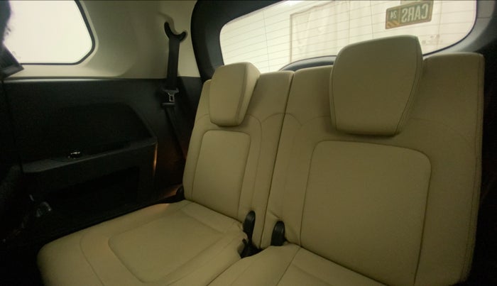 2022 Tata Safari XZA PLUS ADVENTURE, Diesel, Automatic, 42,408 km, Third Seat Row ( optional )