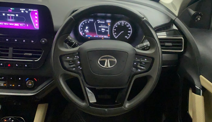 2022 Tata Safari XZA PLUS ADVENTURE, Diesel, Automatic, 42,408 km, Steering Wheel Close Up