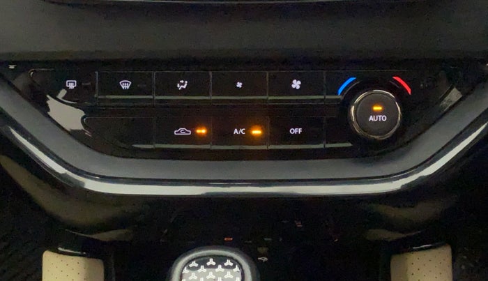 2022 Tata Safari XZA PLUS ADVENTURE, Diesel, Automatic, 42,408 km, Automatic Climate Control