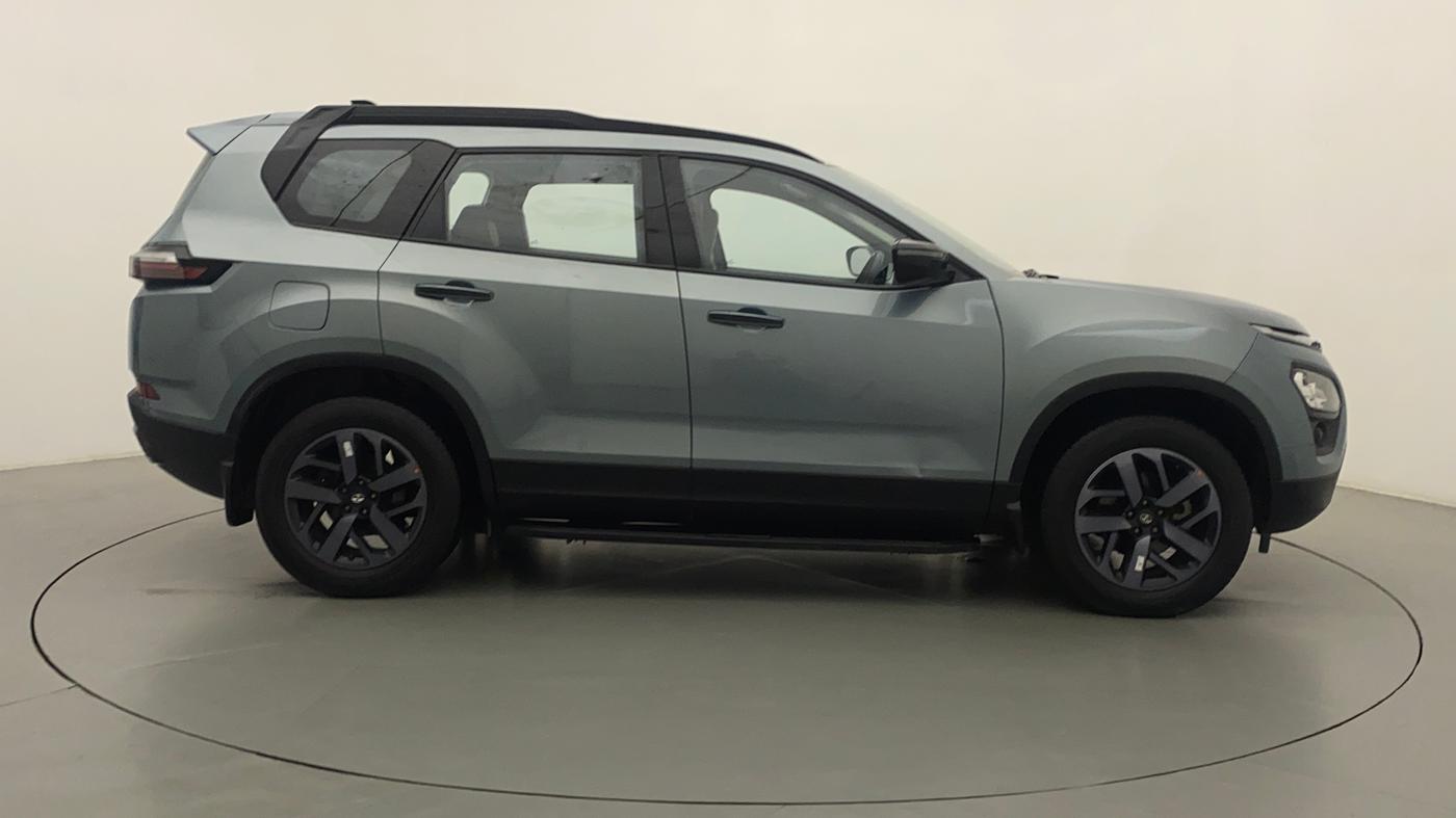 2022 Tata Safari XZA PLUS ADVENTURE, Diesel, Automatic, 42,408 km, Right Side
