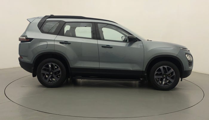 2022 Tata Safari XZA PLUS ADVENTURE, Diesel, Automatic, 42,408 km, Right Side