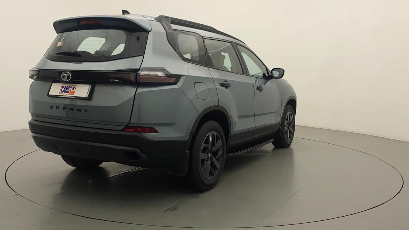 2022 Tata Safari XZA PLUS ADVENTURE, Diesel, Automatic, 42,408 km, Right Back Diagonal