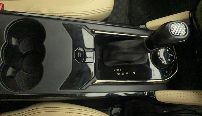2022 Tata Safari XZA PLUS ADVENTURE, Diesel, Automatic, 42,408 km, Gear Lever