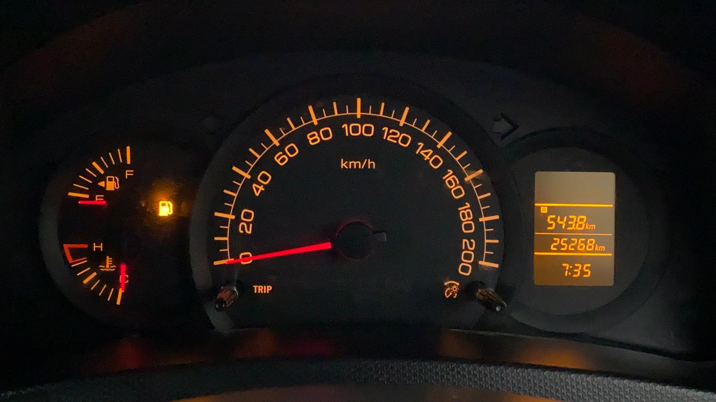 2017 Maruti Swift LXI OPT, Petrol, Manual, 25,227 km, Odometer Image
