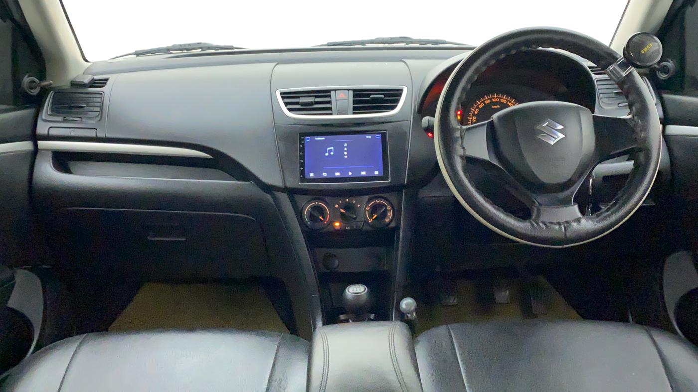 2017 Maruti Swift LXI OPT, Petrol, Manual, 25,227 km, Dashboard