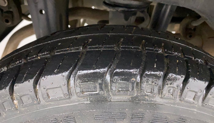 2015 Maruti Alto 800 LXI, Petrol, Manual, 42,837 km, Right Rear Tyre Tread
