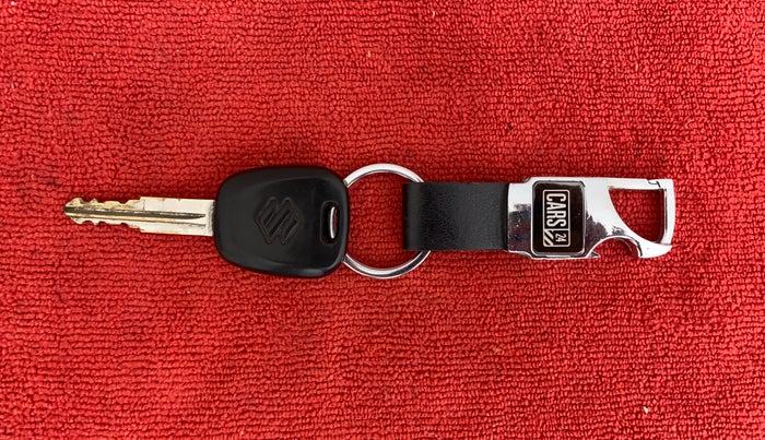 2015 Maruti Alto 800 LXI, Petrol, Manual, 42,837 km, Key Close Up