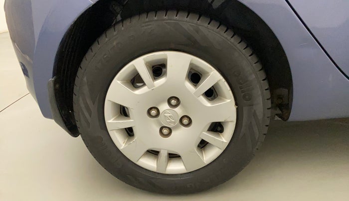 2013 Hyundai i20 MAGNA (O) 1.2, CNG, Manual, 52,084 km, Right Rear Wheel