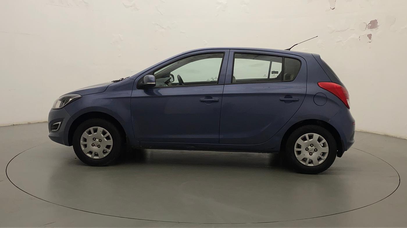 2013 Hyundai i20 MAGNA (O) 1.2, CNG, Manual, 52,084 km, Left Side