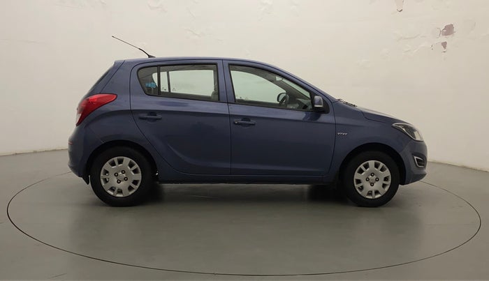 2013 Hyundai i20 MAGNA (O) 1.2, CNG, Manual, 52,084 km, Right Side