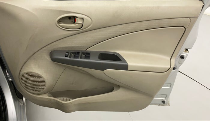 2014 Toyota Etios G, Petrol, Manual, 57,903 km, Driver Side Door Panels Control