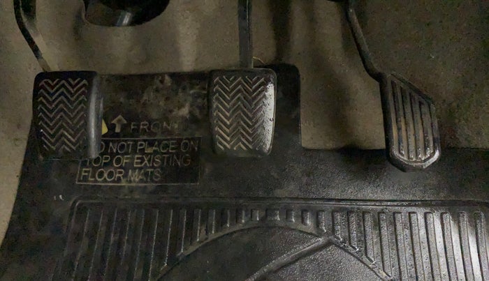 2014 Toyota Etios G, Petrol, Manual, 57,903 km, Pedals