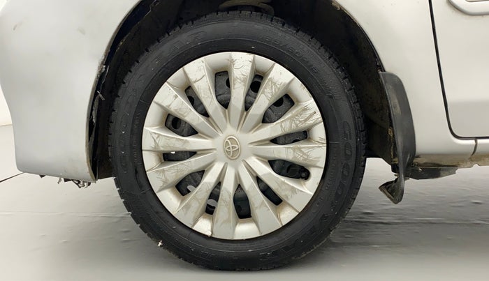 2014 Toyota Etios G, Petrol, Manual, 57,903 km, Left Front Wheel