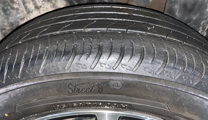 2022 Maruti XL6 ZETA MT, Petrol, Manual, 34,335 km, Left Rear Tyre Tread