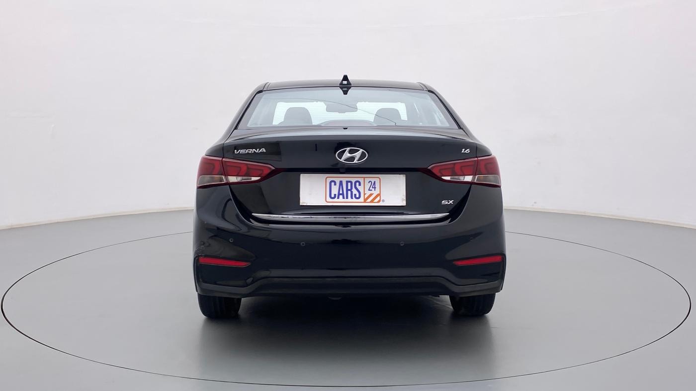 2019 Hyundai Verna 1.6 VTVT SX + AT, Petrol, Automatic, 31,573 km, Back/Rear
