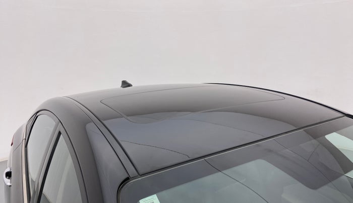 2019 Hyundai Verna 1.6 VTVT SX + AT, Petrol, Automatic, 31,573 km, Roof
