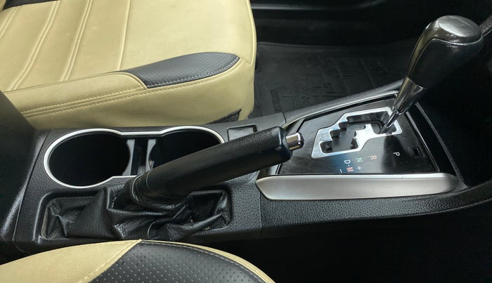 2018 Toyota Corolla Altis G CVT PETROL, Petrol, Automatic, 19,324 km, Gear Lever