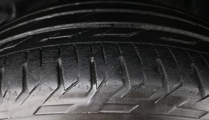 2018 Toyota Corolla Altis G CVT PETROL, Petrol, Automatic, 19,324 km, Left Front Tyre Tread