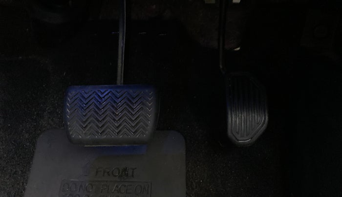 2018 Toyota Corolla Altis G CVT PETROL, Petrol, Automatic, 19,324 km, Pedals