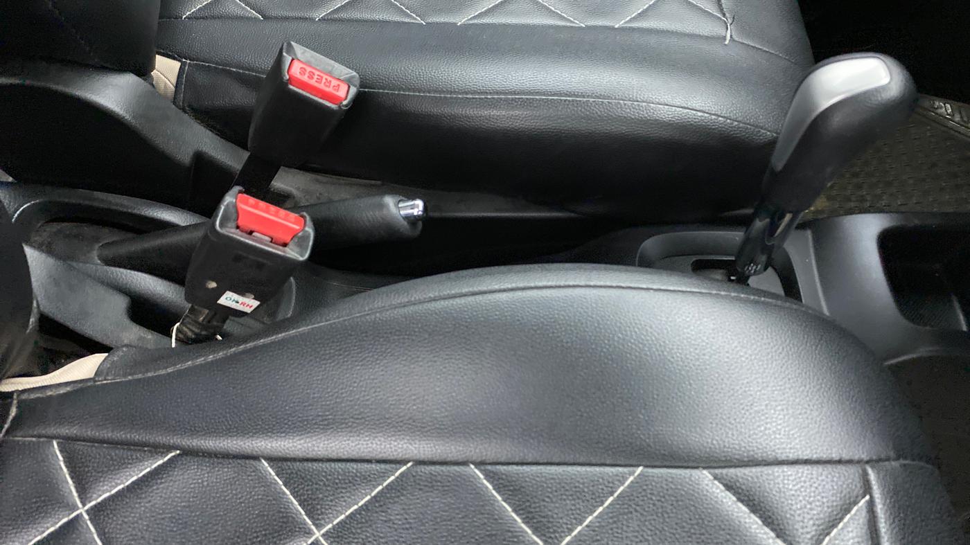2017 Maruti Wagon R 1.0 VXI AMT, Petrol, Automatic, 83,980 km, Gear Lever
