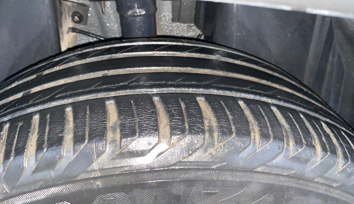 2020 Jeep Compass LIMITED PLUS PETROL AT, Petrol, Automatic, 40,079 km, Right Rear Tyre Tread