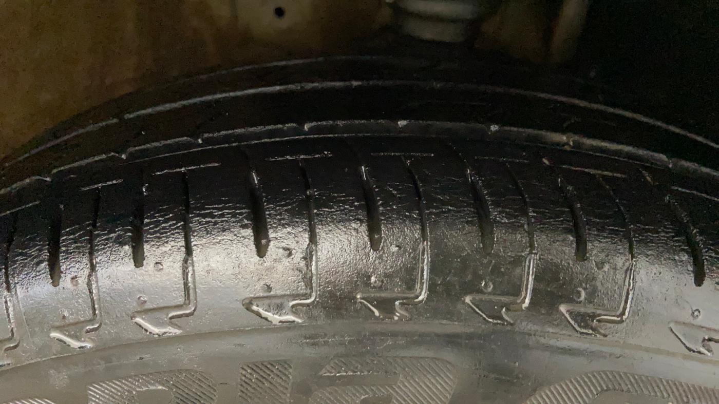 2021 Maruti IGNIS ZETA 1.2, Petrol, Manual, 56,679 km, Right Front Tyre Tread